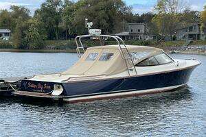 BETTER BY FAR 2012 Hinckley Talaria 38 Yacht For Sale in Charlotte VT