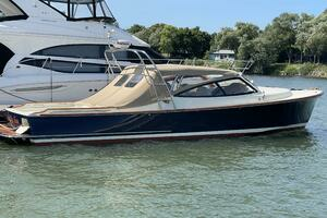 BETTER BY FAR 2012 Hinckley Talaria 38 Yacht For Sale in Charlotte VT