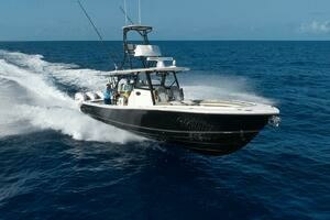  2025 Regulator 41 CC Yacht For Sale in Saint Petersburg FL