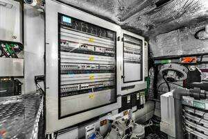 Karillian  amp  Company 95ft Sunseeker Yacht For Sale