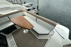 2018 Sea Ray Sundancer 400 thumbnail 6