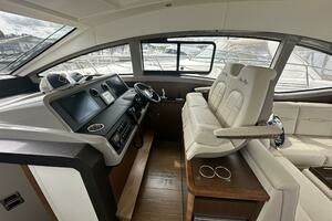 2018 Sea Ray Sundancer 400 thumbnail 19