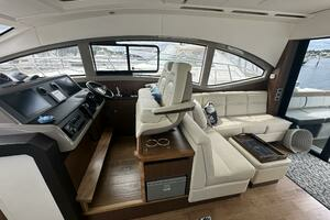 2018 Sea Ray Sundancer 400 thumbnail 22