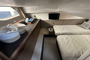 2018 Sea Ray Sundancer 400 thumbnail 37