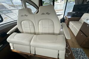 2018 Sea Ray Sundancer 400 thumbnail 33