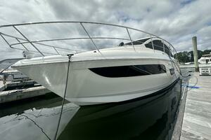 2018 Sea Ray Sundancer 400 thumbnail 3