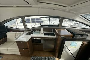 2018 Sea Ray Sundancer 400 thumbnail 25