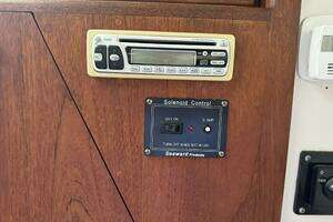 AMERICAN MAID 33ft Nauset Yacht For Sale