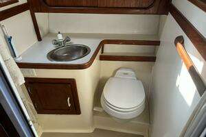 AMERICAN MAID 33ft Nauset Yacht For Sale