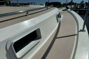 AMERICAN MAID 33ft Nauset Yacht For Sale