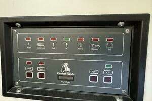 AMERICAN MAID 33ft Nauset Yacht For Sale