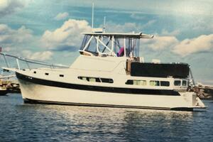 AMERICAN MAID 33ft Nauset Yacht For Sale
