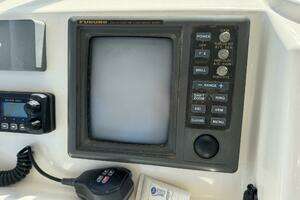 AMERICAN MAID 33ft Nauset Yacht For Sale