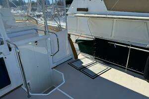 AMERICAN MAID 33ft Nauset Yacht For Sale