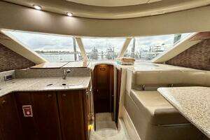 2007 Meridian 411 Sedan thumbnail 15