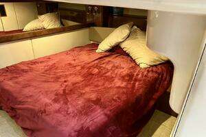 2007 Meridian 411 Sedan thumbnail 24