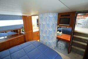 1995 Ocean 48 Cockpit Motor Yacht thumbnail 36