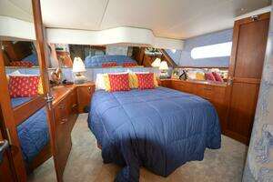 1995 Ocean 48 Cockpit Motor Yacht thumbnail 31
