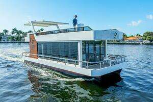 2023 Reina Boats 44DR thumbnail 4