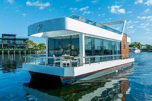 2023 Reina Boats 44DR thumbnail 1