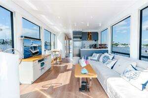 2023 Reina Boats 44DR thumbnail 18