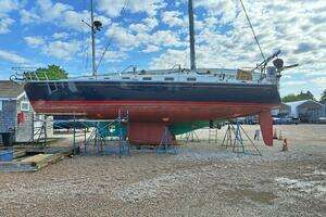 Bella 2018 Tartan Yachts 4300 Yacht For Sale in Annapolis MD