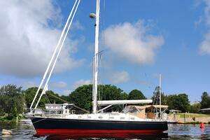 Bella 2018 Tartan Yachts 4300 Yacht For Sale in Annapolis MD