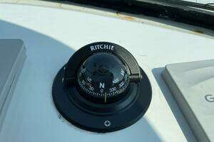 REEL ESTATE 26ft Glacier Bay Yacht For Sale
