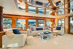 2005 Hatteras 100 Motor Yacht thumbnail 28