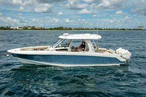  2021 Boston Whaler 350 Realm Yacht For Sale in Pompano Beach FL