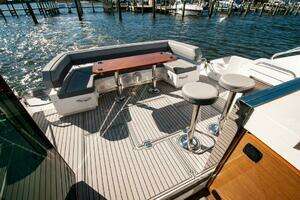 2020 Cruisers Yachts 60 Cantius thumbnail 38