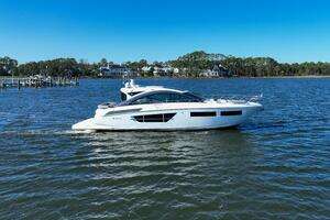 2020 Cruisers Yachts 60 Cantius thumbnail 52