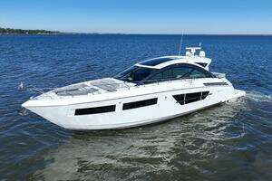 2020 Cruisers Yachts 60 Cantius thumbnail 51
