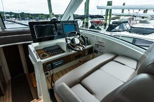 48FT (14.78M) CRUISERS