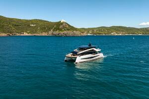 ACALI 91ft Wider Yachts Yacht For Sale