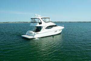 Day Tripping 2009 Silverton Ovation Yacht For Sale in Barnstable MA