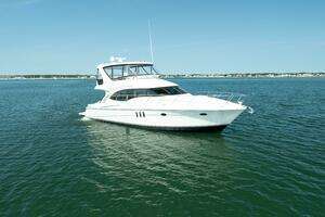 Day Tripping 2009 Silverton Ovation Yacht For Sale in Barnstable MA