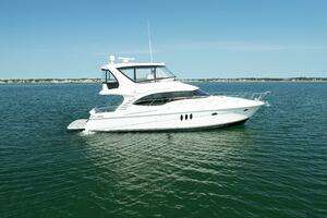 Day Tripping 2009 Silverton Ovation Yacht For Sale in Barnstable MA