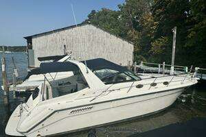 1995 Sea Ray Express Cruiser thumbnail 1