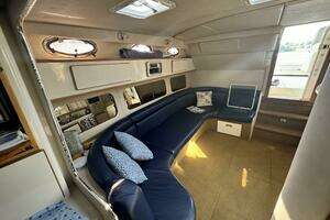 1995 Sea Ray Express Cruiser thumbnail 27