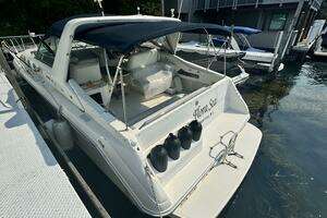 1995 Sea Ray Express Cruiser thumbnail 4