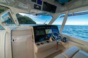 Jungle Ops 2021 Boston Whaler 380 Realm Yacht For Sale in Los Suenos 