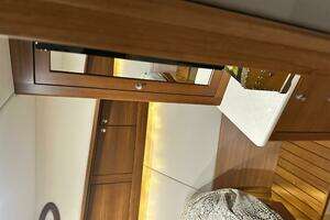 2017 Palm Beach Motor Yachts PB42 thumbnail 37
