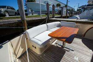 2017 Palm Beach Motor Yachts PB42 thumbnail 12