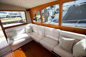 2017 Palm Beach Motor Yachts PB42 thumbnail 18