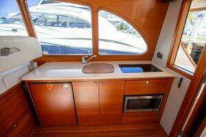 2017 Palm Beach Motor Yachts PB42 thumbnail 14