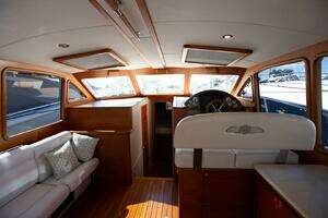 2017 Palm Beach Motor Yachts PB42 thumbnail 15
