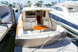2017 Palm Beach Motor Yachts PB42 thumbnail 10