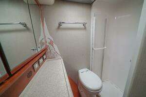 2007 Bertram 51 Convertible thumbnail 15