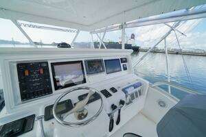 2007 Bertram 51 Convertible thumbnail 3